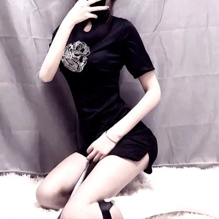 泪洒女人花